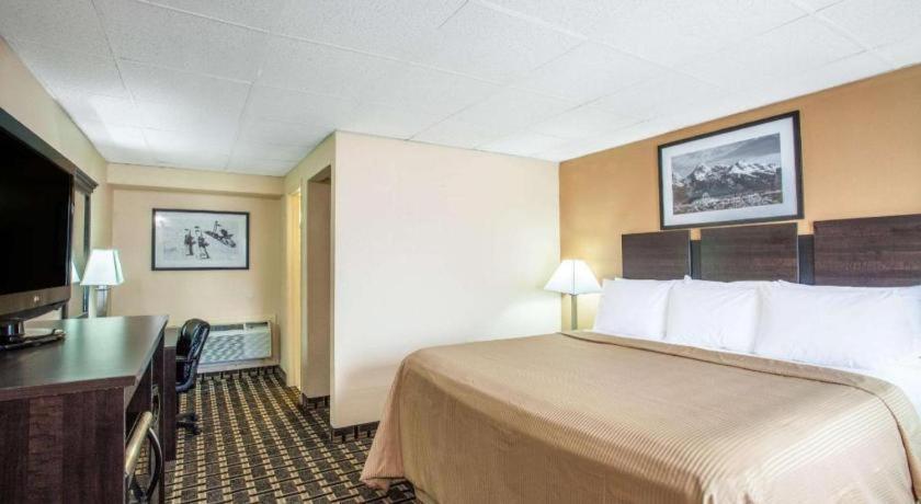 Travelodge By Wyndham South Burlington Eksteriør billede